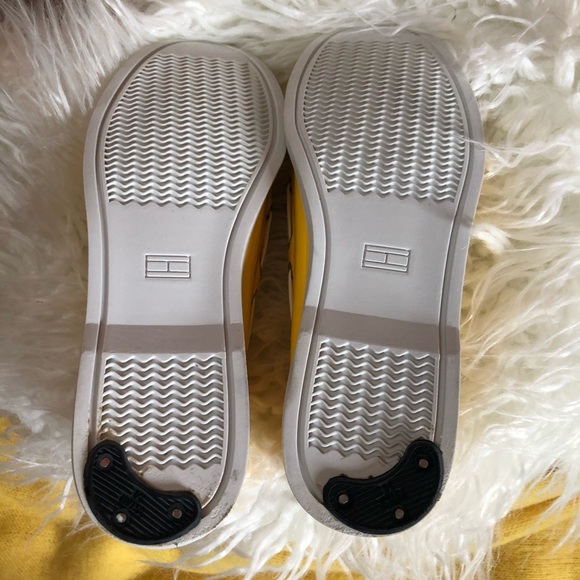 Chino Boat Shoes by Tommy Hilfiger - Picture 6 of 6